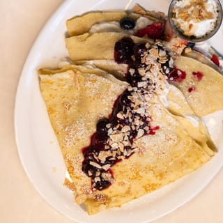 Berry Crepes